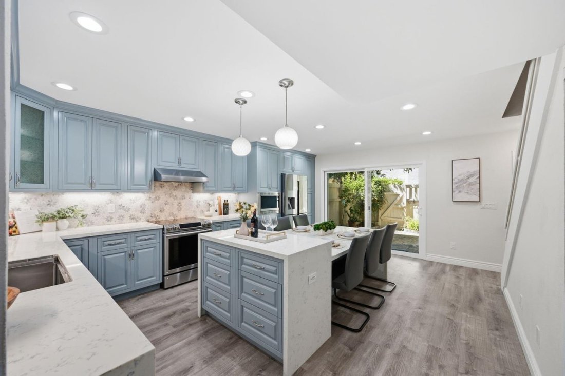 Townhouse in Sunnyvale, California, United States 4 - 18502173