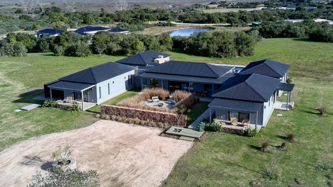 House in Fasano las Piedras, Maldonado Department, Uruguay 3 - 18499684