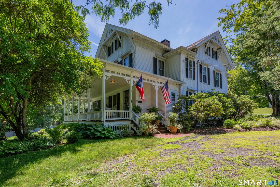House in Watertown, Connecticut, United States 1 - 18502175