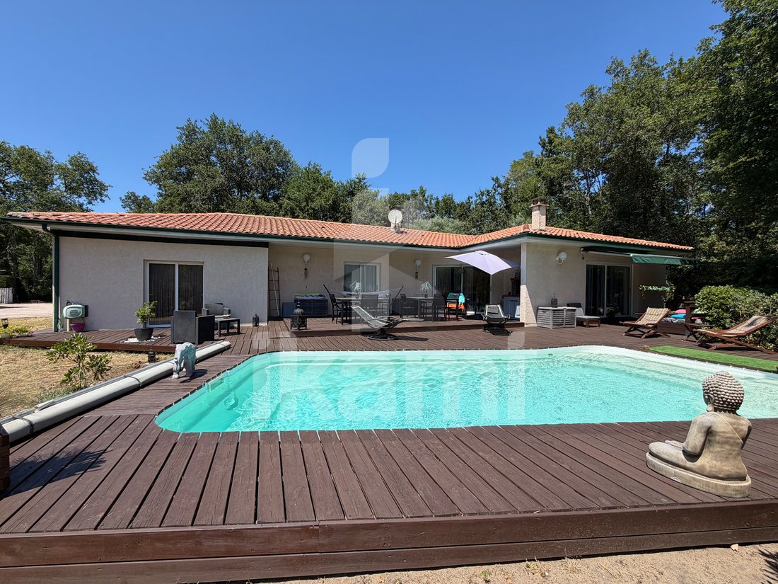 House in Salles, Nouvelle-Aquitaine, France 1 - 17454451