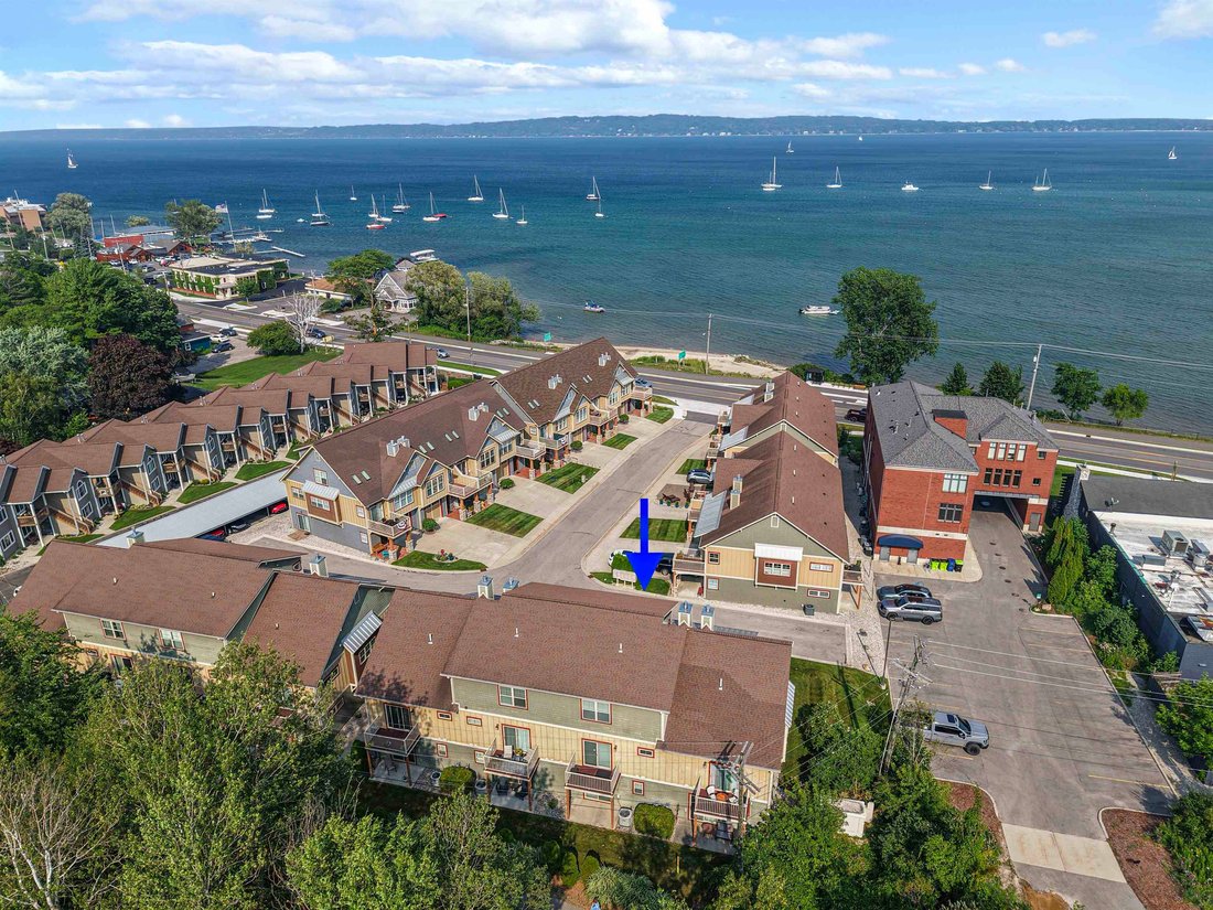 Townhouse in Garfield Township, Michigan, United States 3 - 18501972