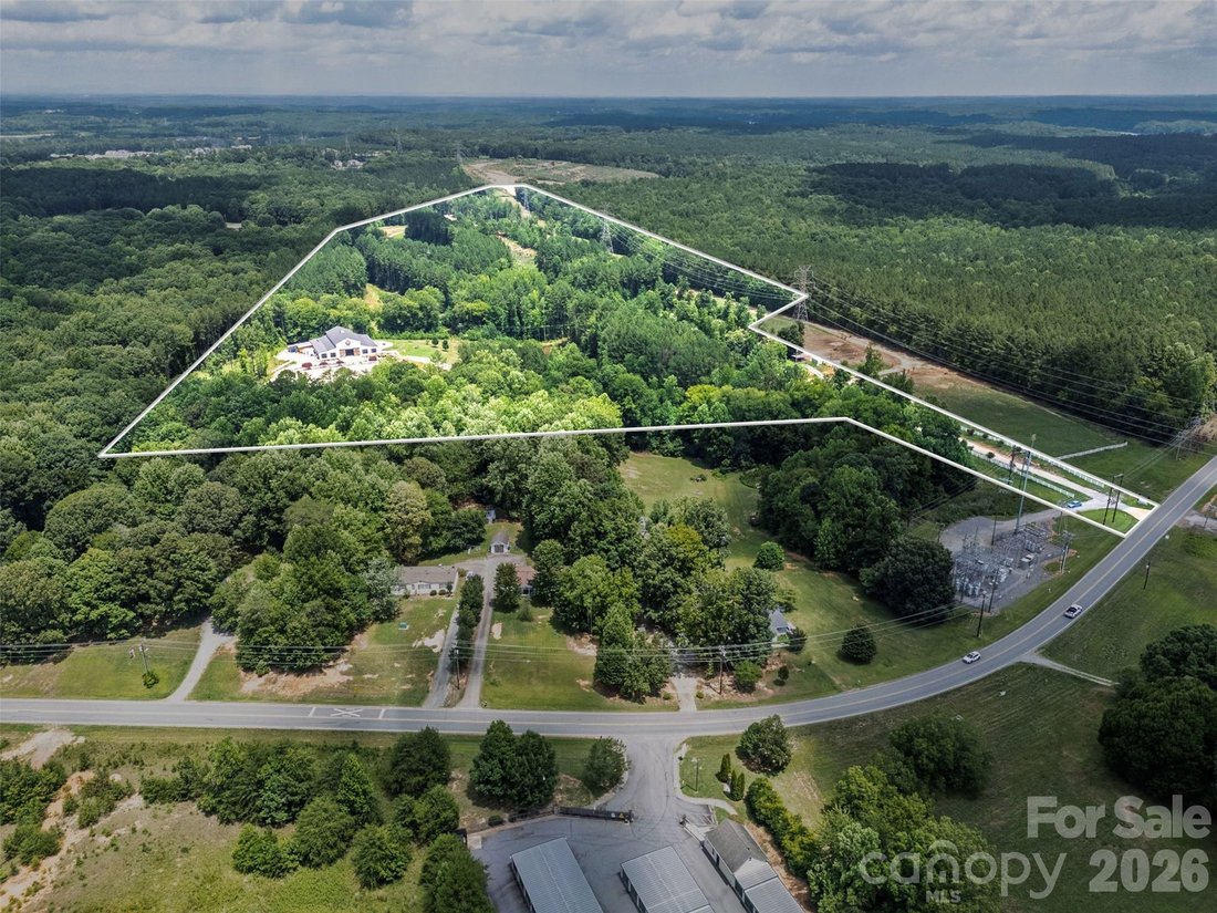 Farm Ranch in Lake Norman of Catawba, North Carolina, United States 2 - 18503350