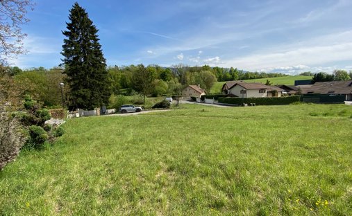 Land in Galbert, Annecy, France 1