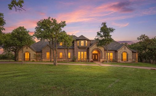House in Lantana, Texas, United States 1