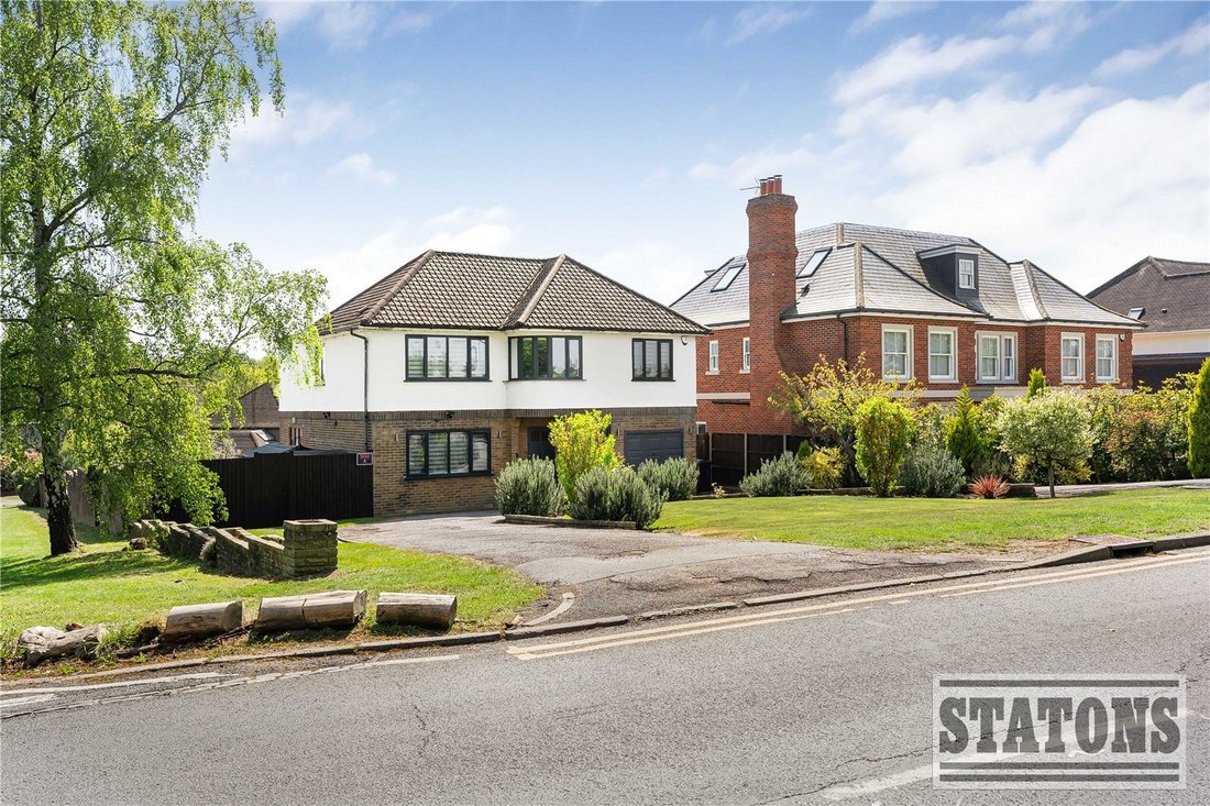House in Ferney Hill, Enfield, England 2 - 17829850