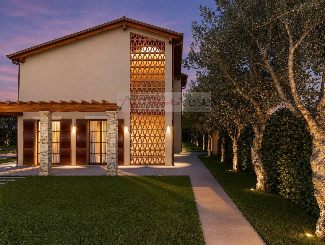 Villa in Pietrasanta, Tuscany, Italy 2 - 18504685