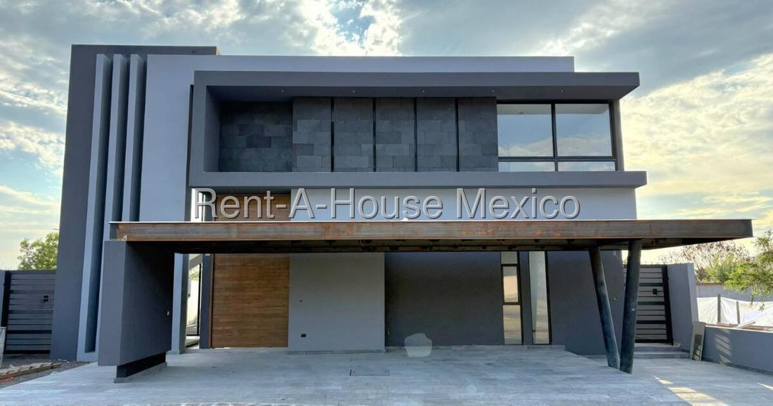 House in Santiago de Querétaro, Querétaro, Mexico 1 - 18498800