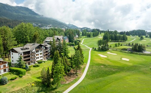 Wohnung in Crans-Montana, Wallis, Schweiz 1