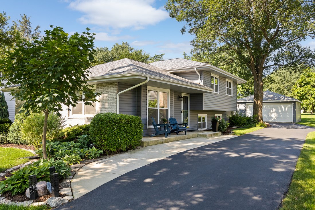 House in Downers Grove, Illinois, United States 1 - 18502736