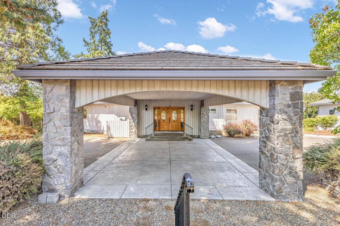 House in Grants Pass, Oregon, United States 5 - 18501732