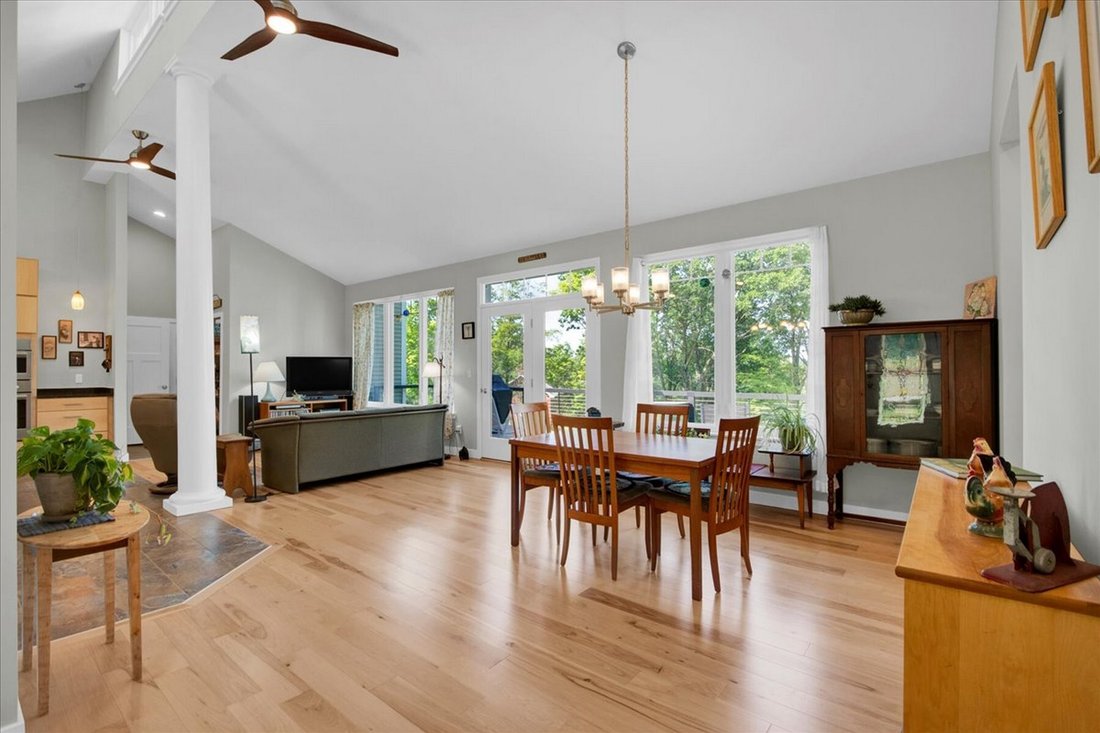 House in Saint Albans City, Vermont, United States 5 - 18498810