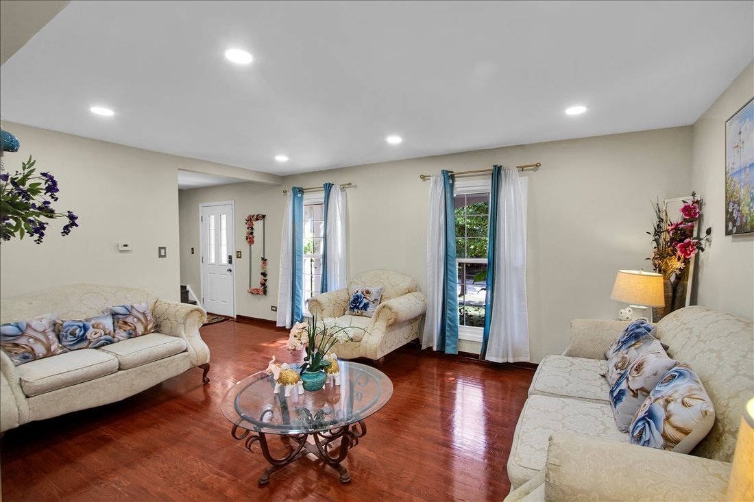 House in Schaumburg, Illinois, United States 5 - 18502799