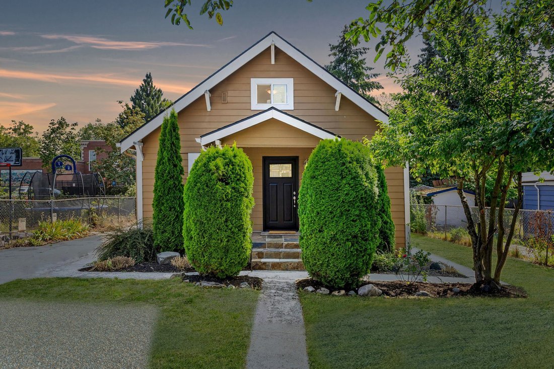 House in Seattle, Washington, United States 1 - 18500738