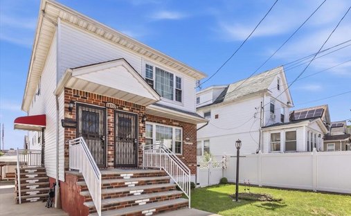 House in New York, New York, United States 1