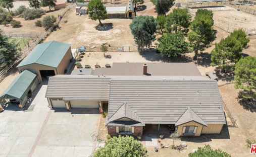 House in Santa Clarita, California, United States 1