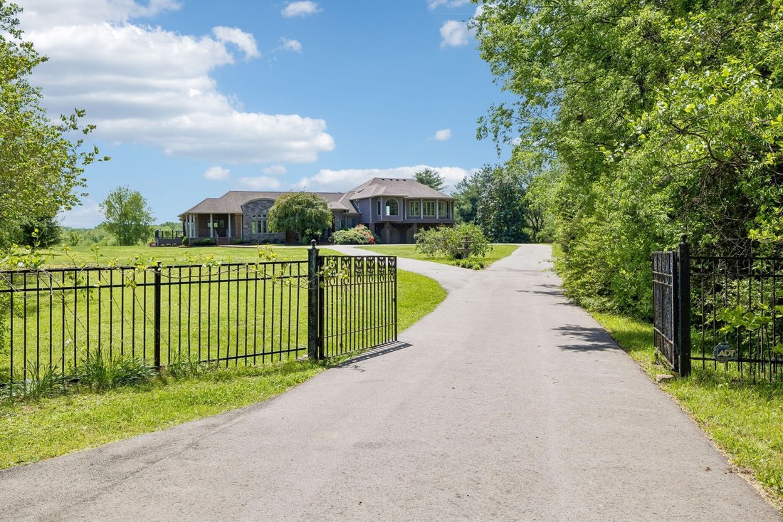 House in Lebanon, Tennessee, United States 5 - 18499947