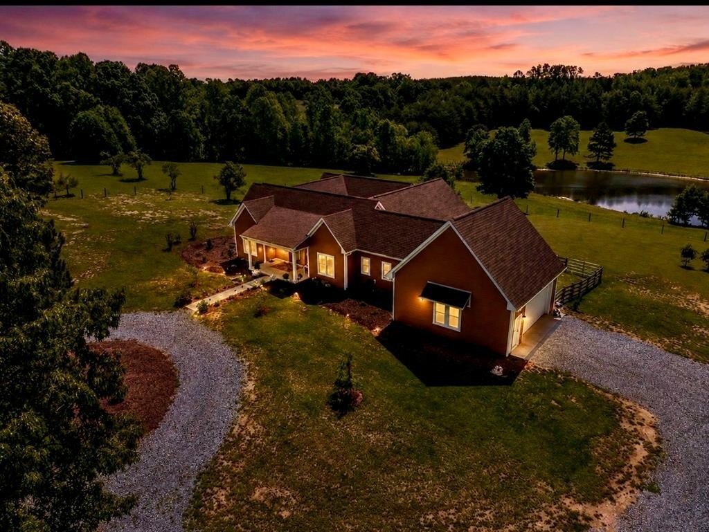 House in Nathalie, Virginia, United States 1 - 18507433