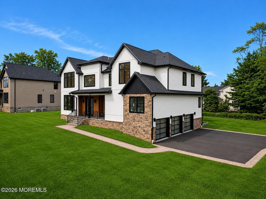 House in Marlboro Township, New Jersey, United States 1 - 18502287