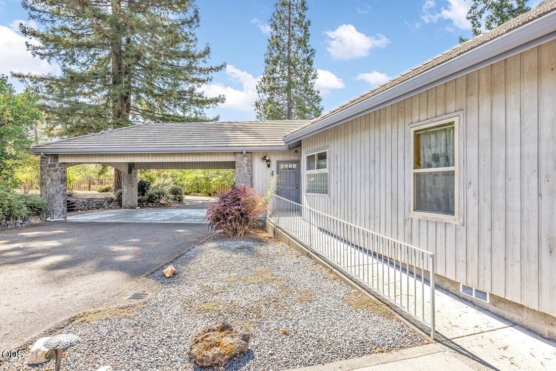 House in Grants Pass, Oregon, United States 4 - 18501732
