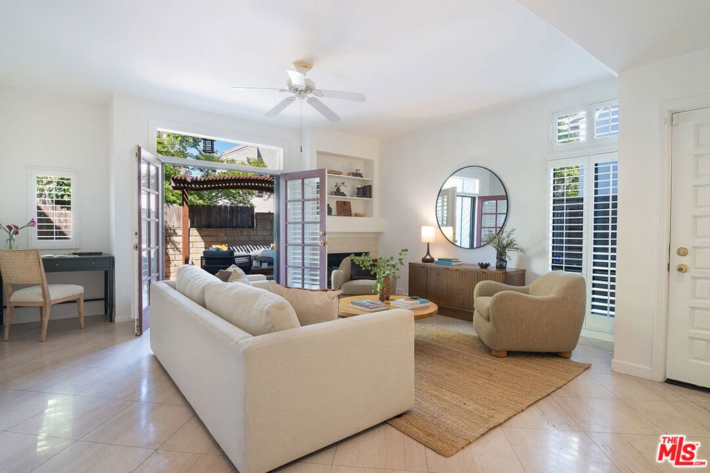 Condo in Los Angeles, California, United States 1 - 18501901