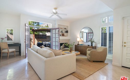 Condo in Los Angeles, California, United States 1