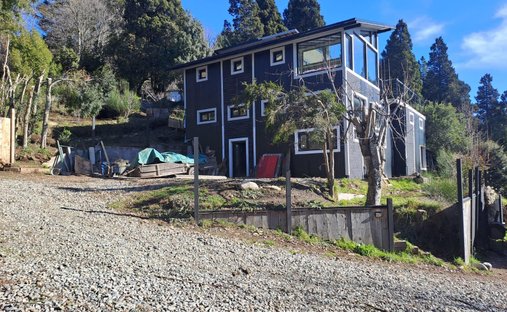 House in San Carlos de Bariloche, Río Negro, Argentina 1