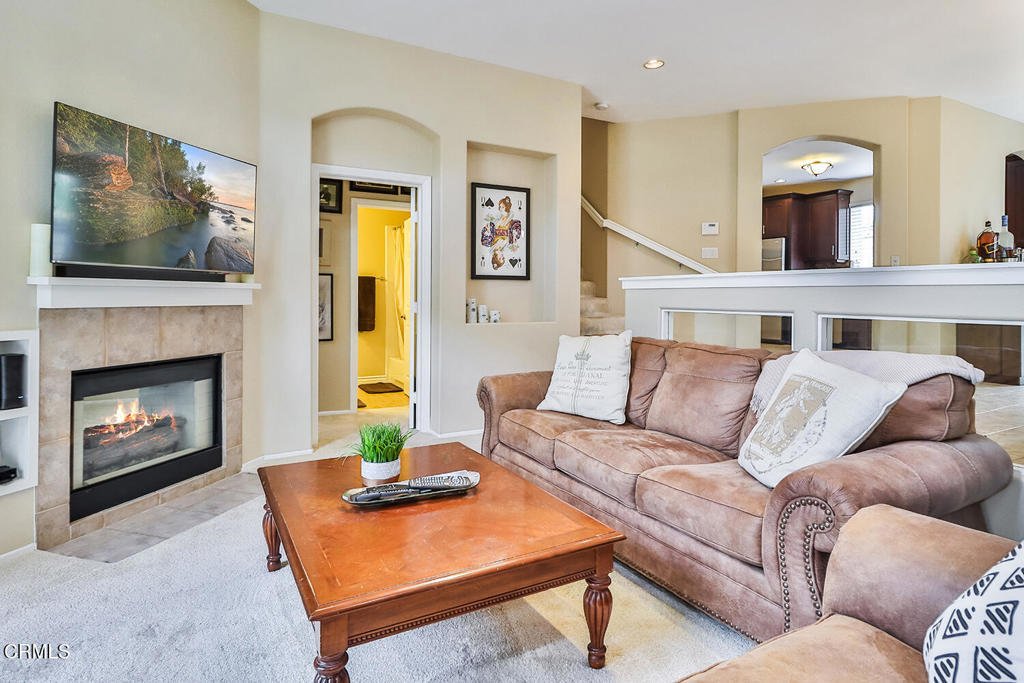Townhouse in Thousand Oaks, California, United States 3 - 18501475