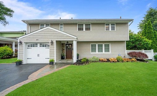 House in Plainview, New York, United States 1