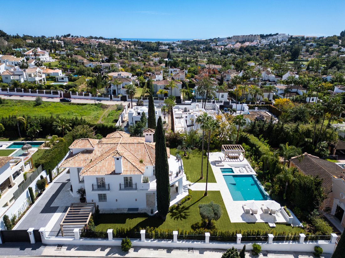 Villa in Marbella, Andalusia, Spain 4 - 18499297