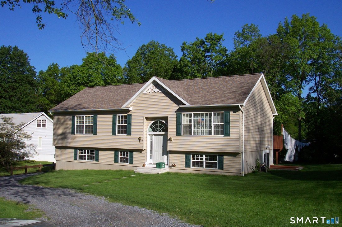 House in Norwich, Connecticut, United States 2 - 18503881