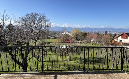 Haus in Collonges-sous-Salève, Auvergne-Rhone-Alpen, Frankreich 1