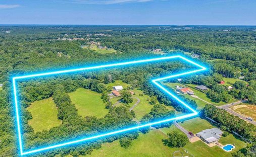 Land in Pensacola, Florida, United States 1