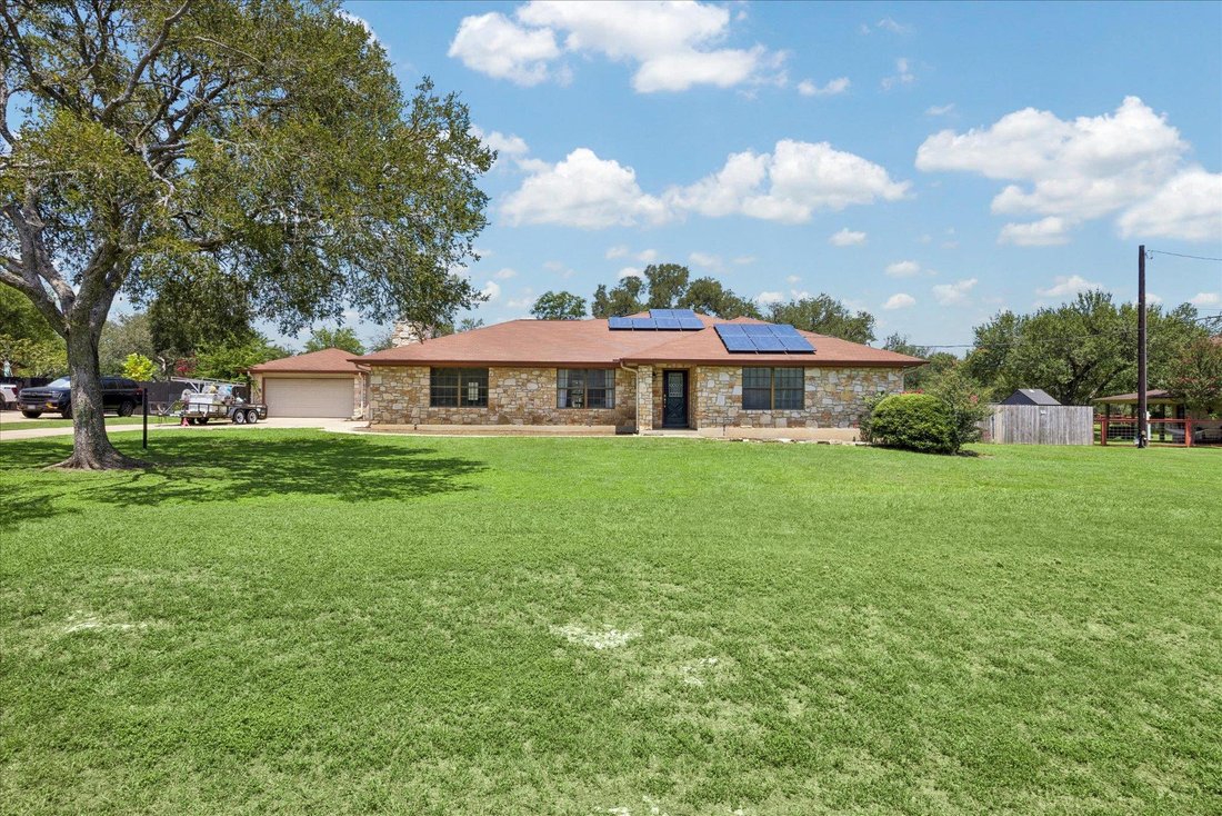 House in Buda, Texas, United States 1 - 18502735