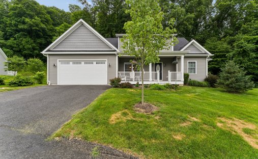 Condo in New Milford, Connecticut, United States 1