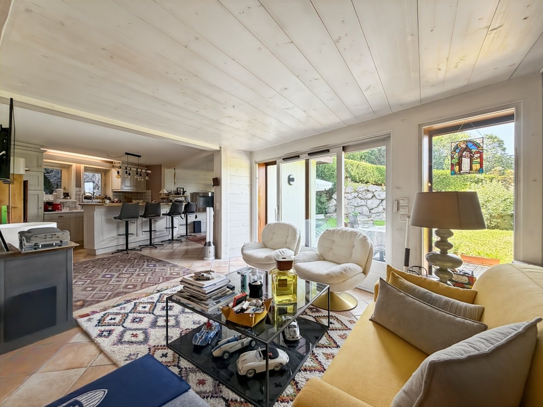 Apartment in Megève, Auvergne-Rhône-Alpes, France 3 - 18499617