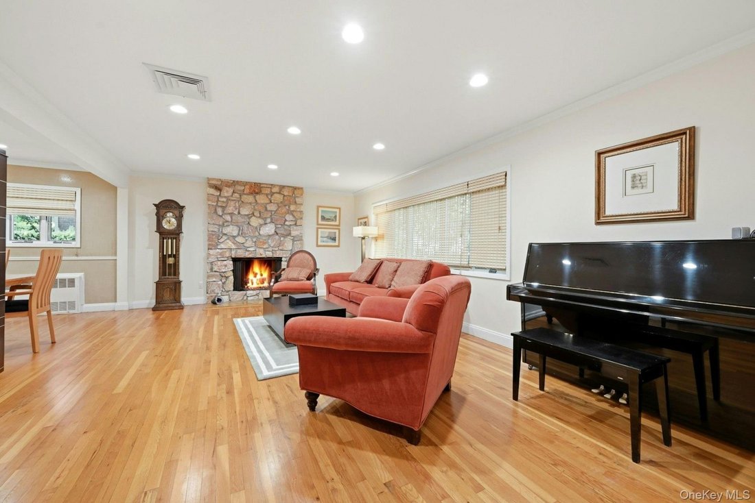House in Rockville Centre, New York, United States 5 - 18504741