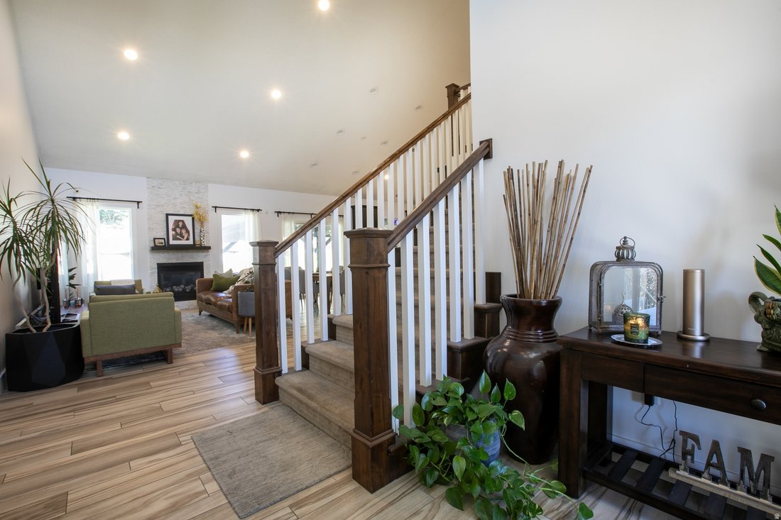House in Farmington, Utah, United States 4 - 18159726