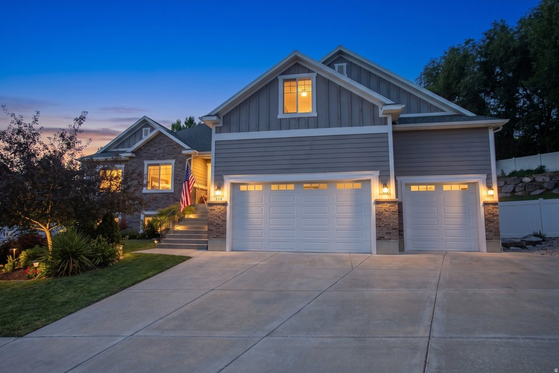House in Farmington, Utah, United States 3 - 18159726