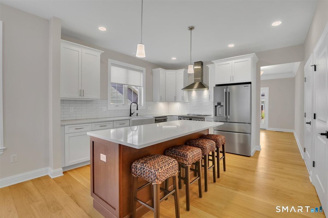 Condo in Cheshire, Connecticut, United States 5 - 18503886
