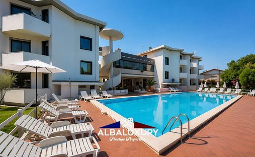 Villa a Marina di Cecina, Cecina, Toscana 1