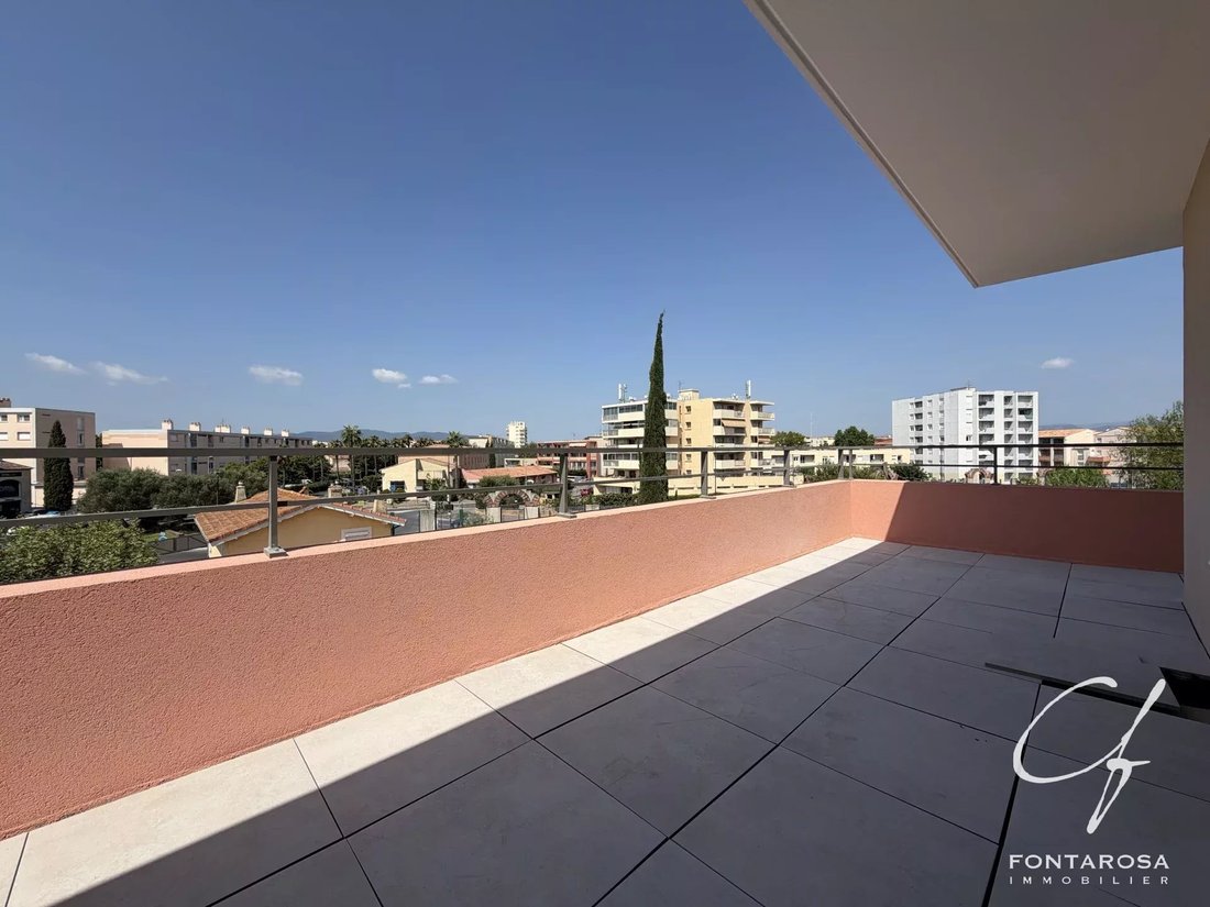 Apartment in Exterieurs, Frejus, France 2 - 17235342