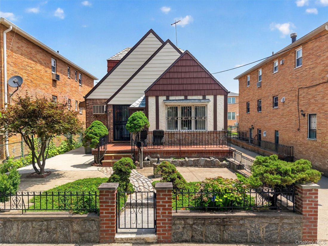 House in New York, New York, United States 1 - 18502012
