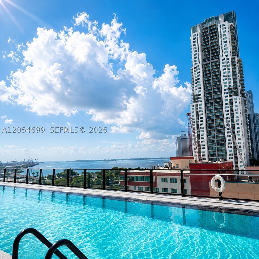 Condo in Miami, Florida, United States 4 - 18503066