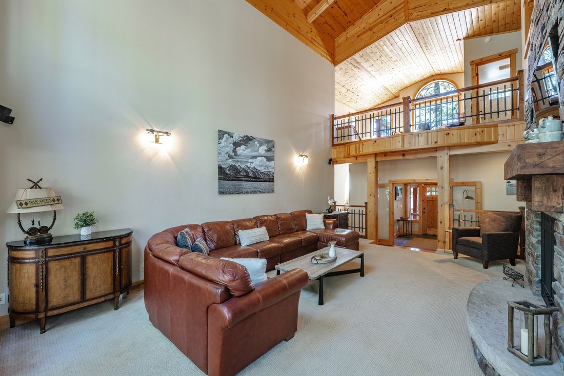 House in Truckee, California, United States 4 - 18500418