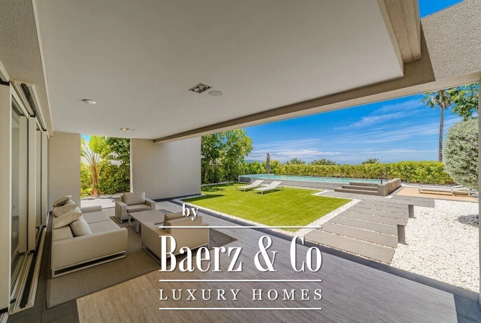 Villa in Costa Adeje, Adeje, Canary Islands 2 - 17429467