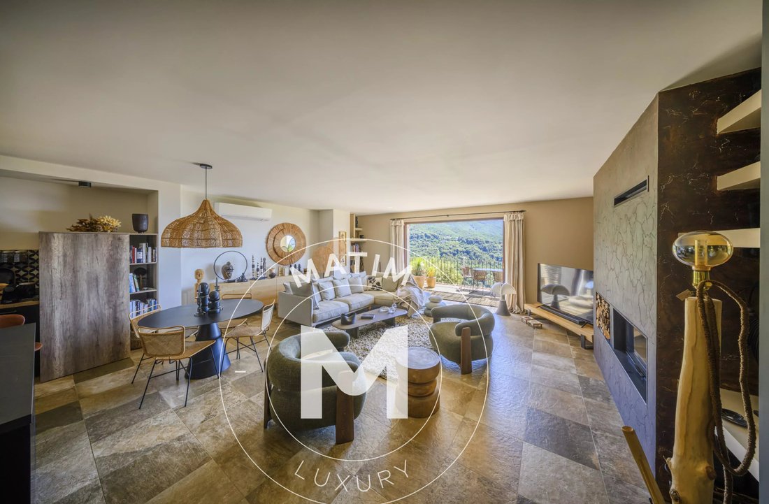 Estate in Sari-d'Orcino, Corsica, France 5 - 18501085