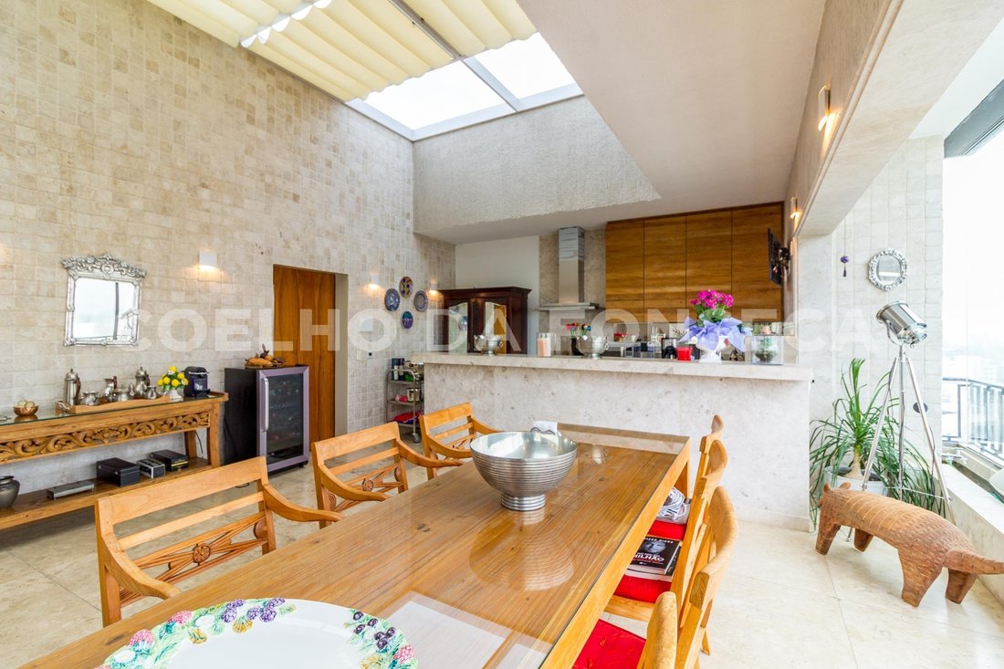 Condo in São Paulo, State of São Paulo, Brazil 2 - 15646247