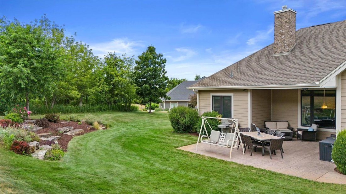 House in New Berlin, Wisconsin, United States 2 - 18505359