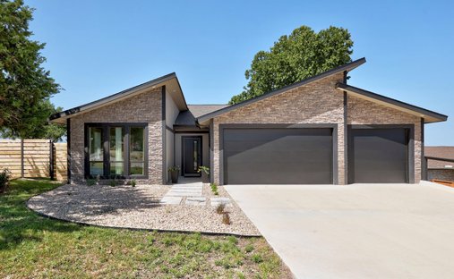 House in Jonestown, Texas, United States 1