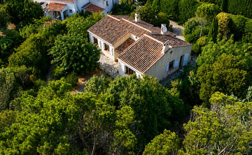 Villa in Exterieurs, Frejus, France 1